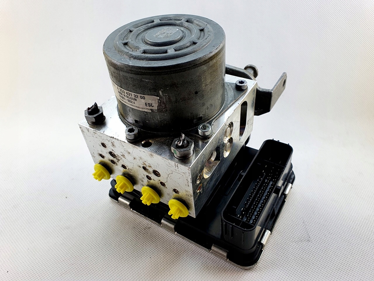 MERCEDES W205 ABS MODULE WITH PUMP - JDIDWKASER.COM